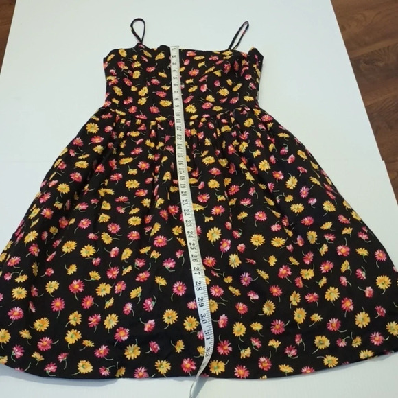 Joan & Lucy Black Pink Yellow Daisy Floral Spaghetti Strap Retro Dress A11 - Picture 3 of 6